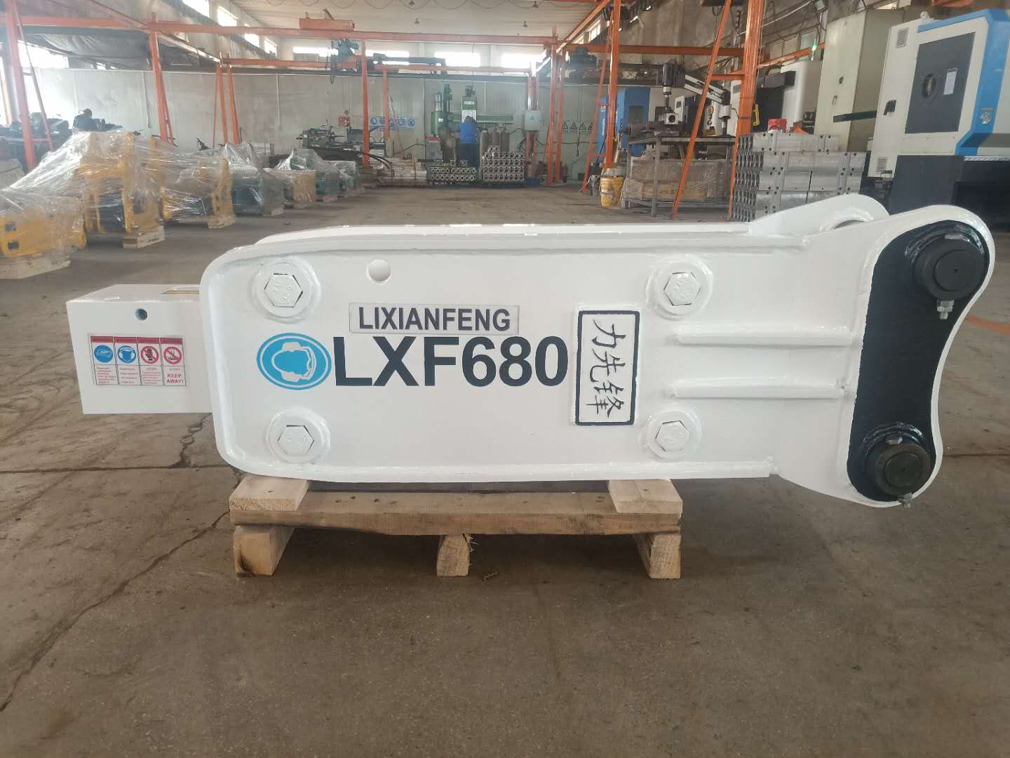 煙臺(tái)LXF680直角型破碎錘