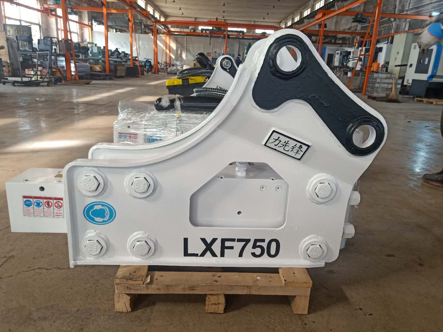 LFX750三角型破碎錘